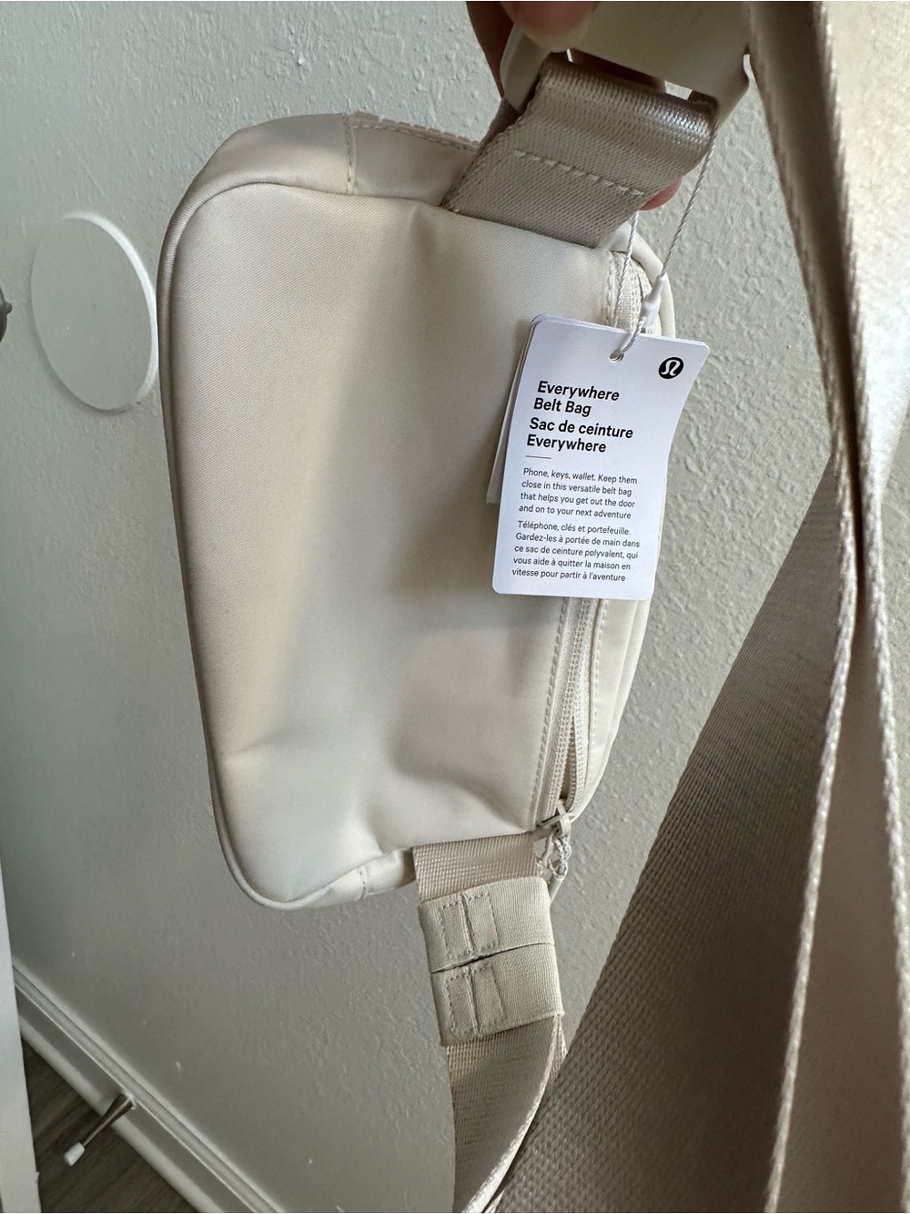 lululemon belt bag white